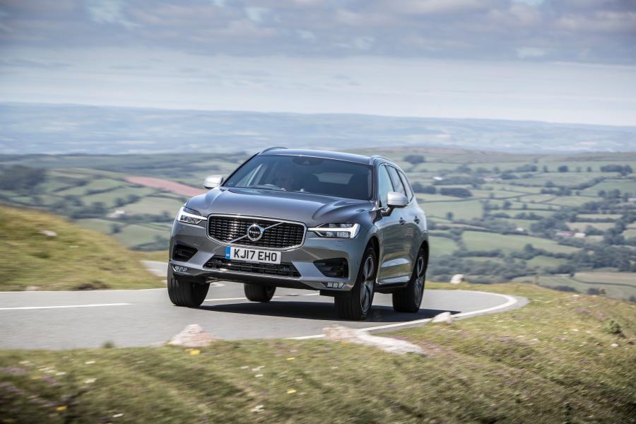  Volvo XC60 D5 R-Deisgn 2017 года  (UK) (фото 29 из 82)